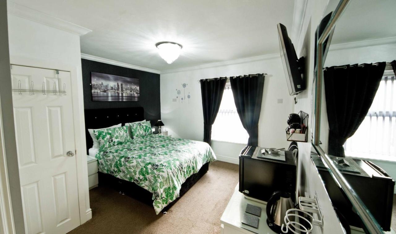 Rossall House , For Families & Couples Blackpool Buitenkant foto